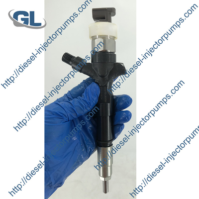 Diesel Common Rail Fuel Injector 095000-5880 23670-39096 For Toyota 23670-30050