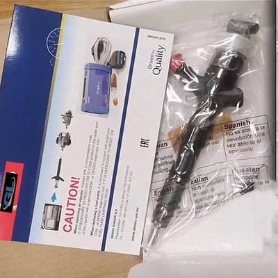 Diesel Fuel Injector 295050-0460 9729505-046 DCRI300460 23670-30400 2367030400 295050-0200 For 1KD-FTV 2KD-FTV