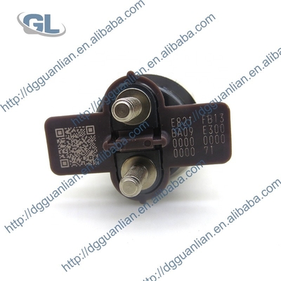 Genuine And New Diesel Fuel Common Rail Injector 095000-8871 9709500-887 VG1038080007
